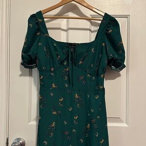 Elegant Green Floral Midi Dress